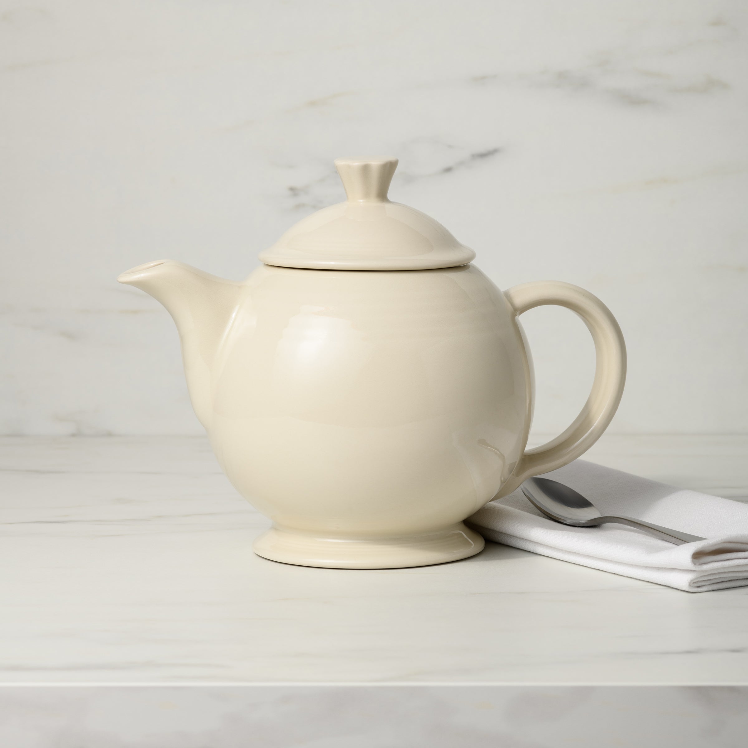 Fiesta Retired Fiesta 44 OZ Covered Teapot - Image 4